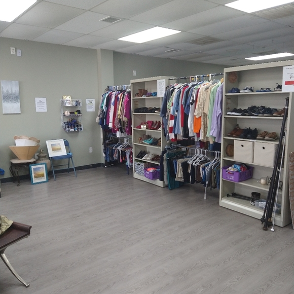 Meet your Posher, Priceless Thrift - Picture 5 of 5